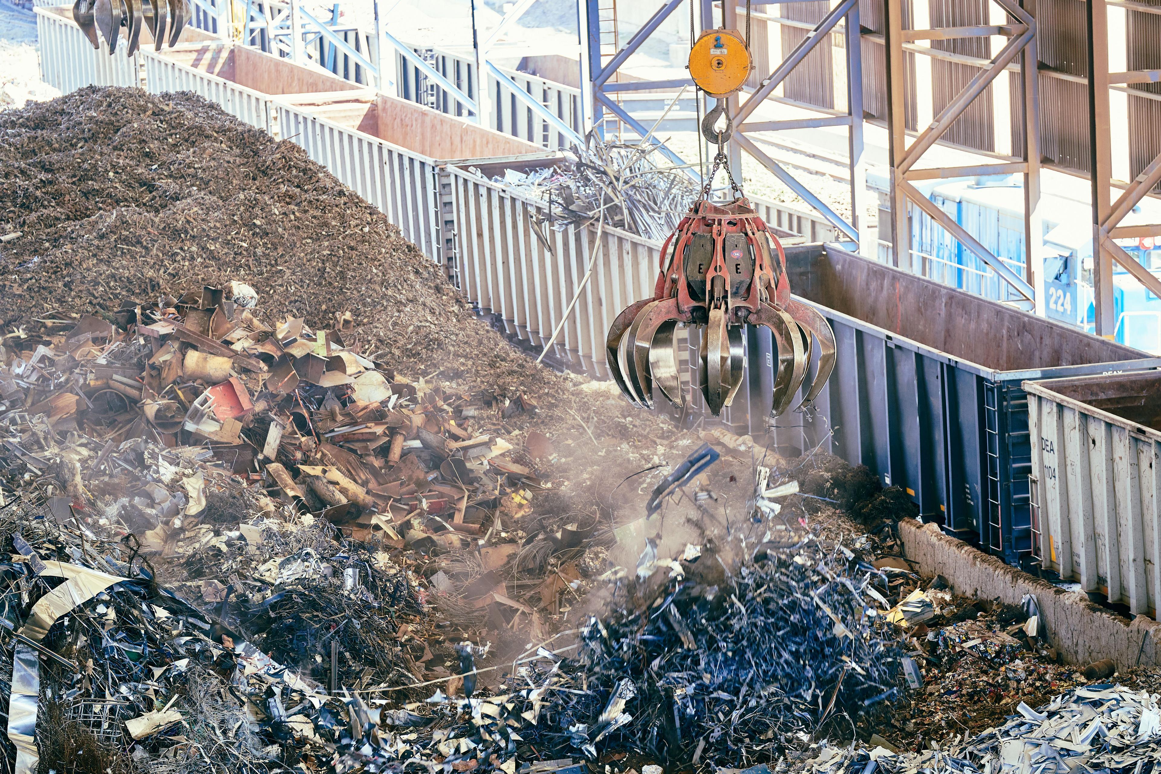 Construction Waste Conveying conveyor belt application